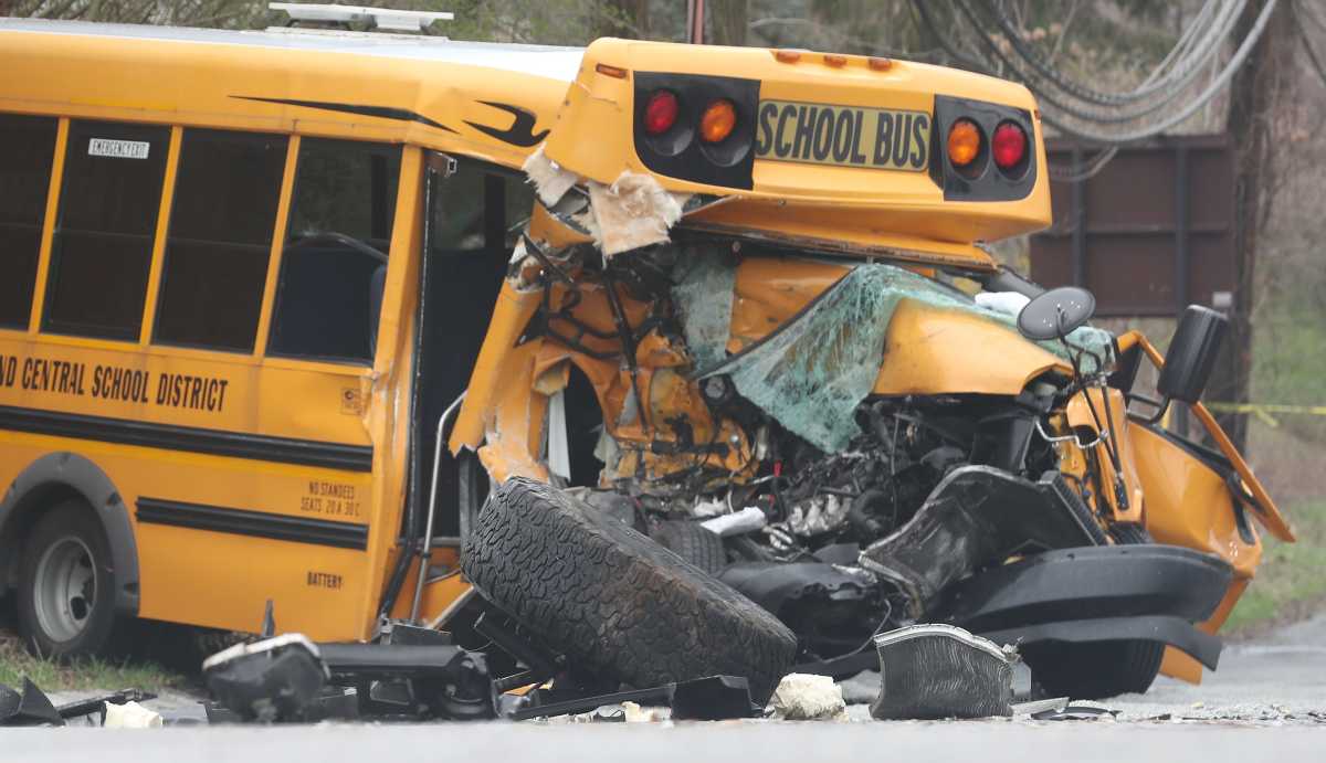 Prayers Pouring In After 'Horrific' Deadly U.S. Schoolbus Crash