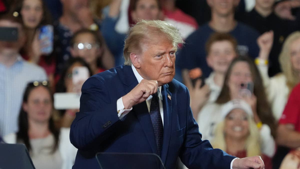 Trump Encourages USMNT Before World Cup Opener Against Paraguay