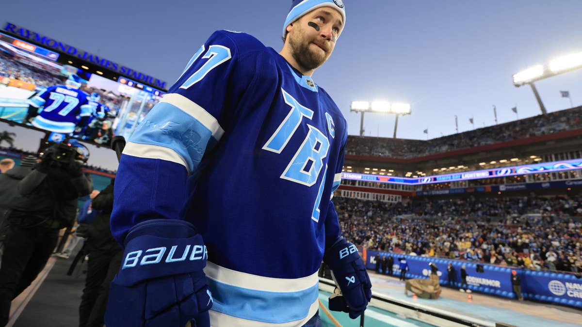 Lightning's Victor Hedman Makes Announcement After 17th NHL Season