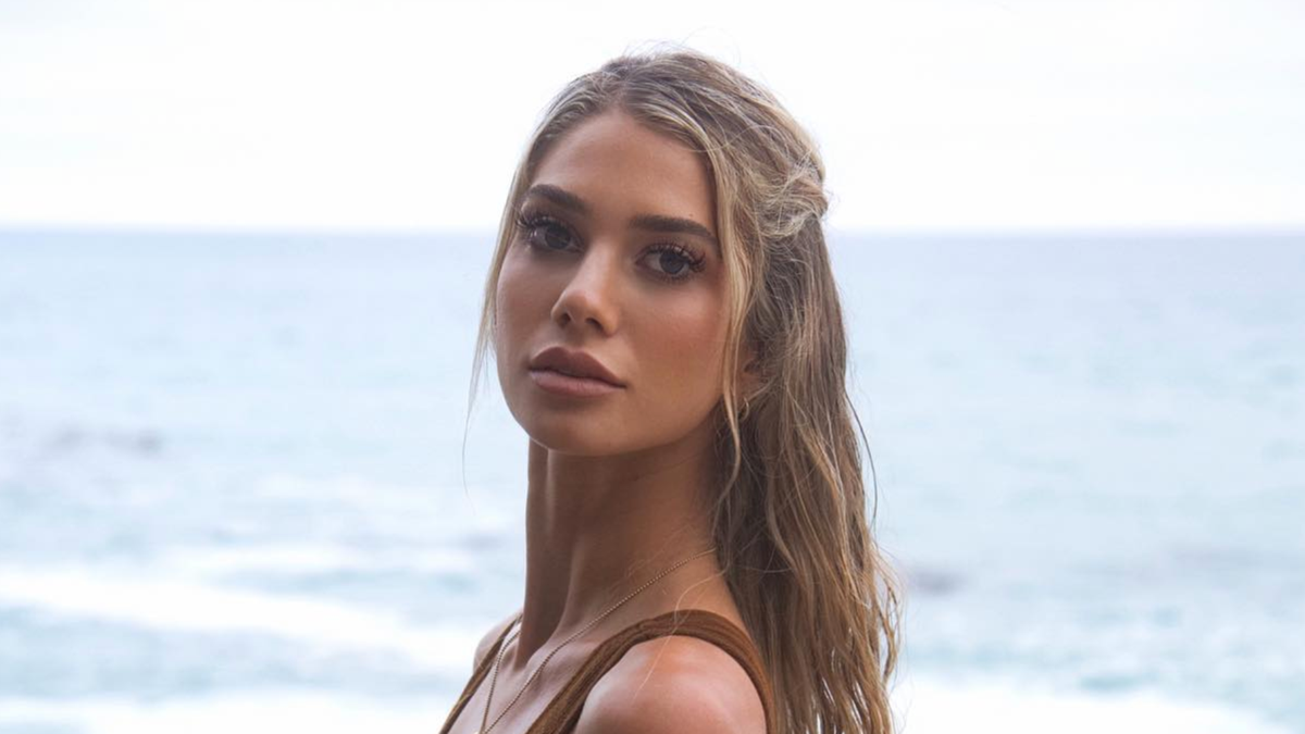 The 5 Best Swimsuit Photos Of Wyndham Clark's Girlfriend