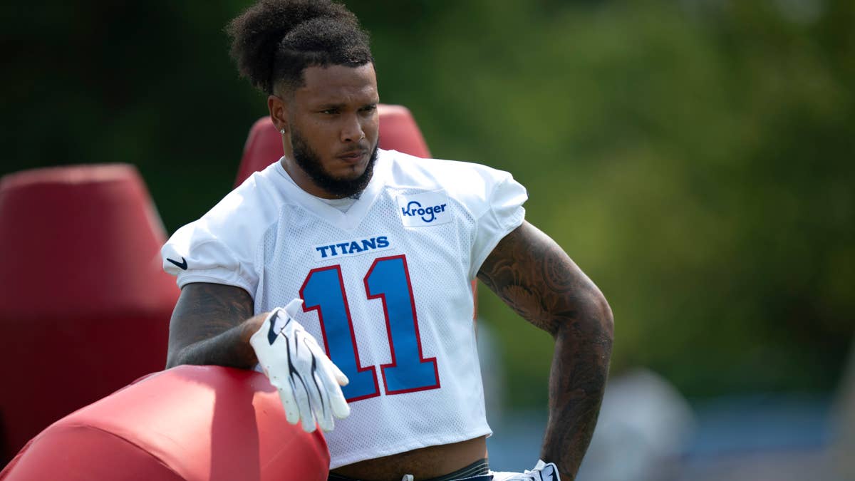 Tennessee Titans Pro Bowl Edge Rusher Could be Perfect Trade Target for Seahawks