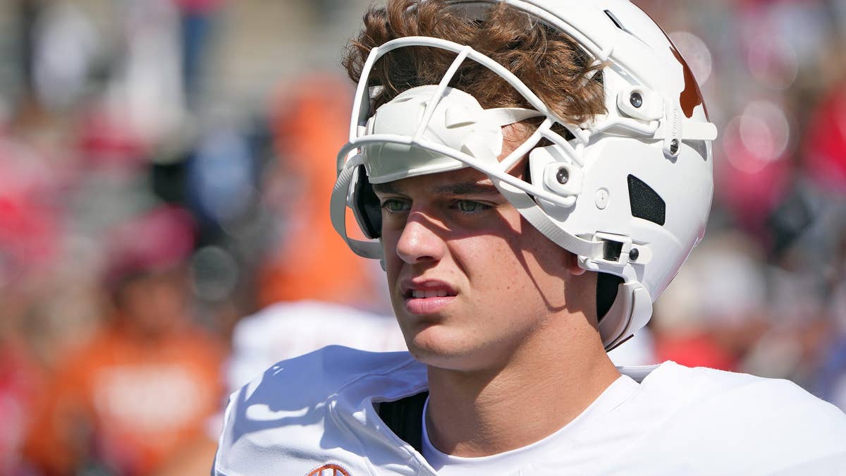Dolphins Linked to Arch Manning at No. 1 in 2027 With Malik Willis Still Proving Himself