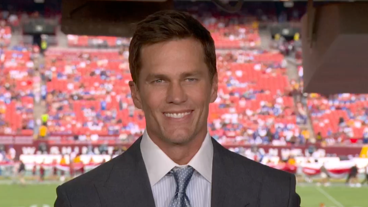 NFL Fans Urging Tom Brady To Change His Announcing Style