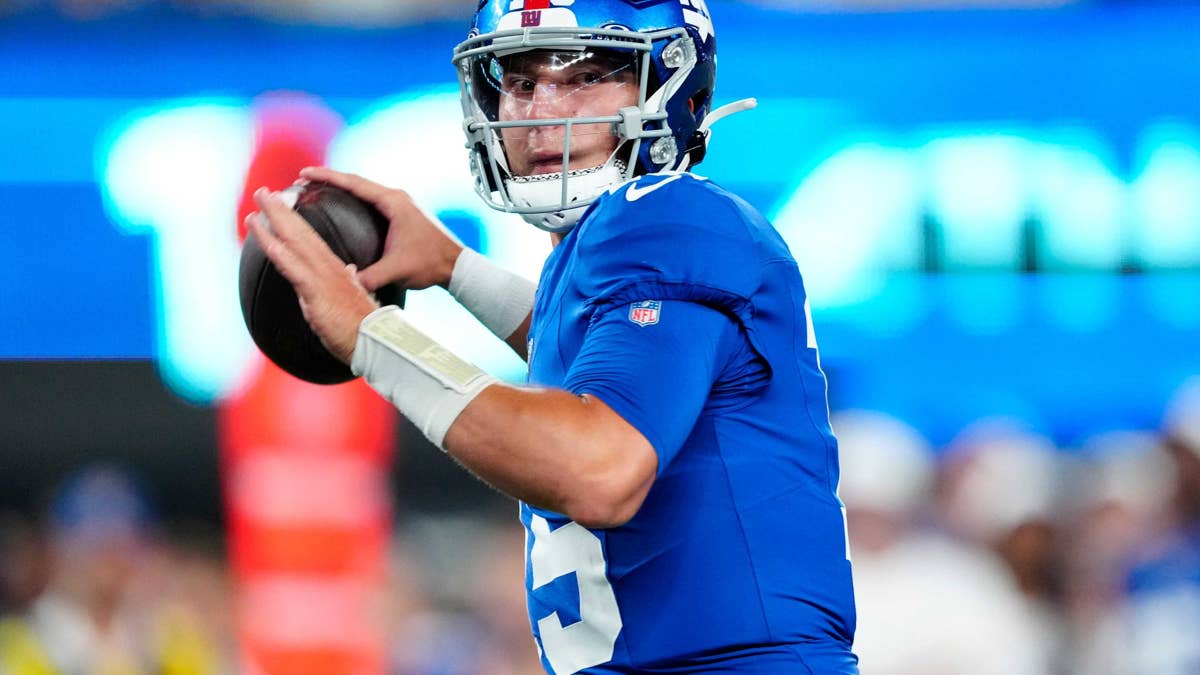Tommy DeVito Finally Gets to Dive into McDaniels' offense for Patriots