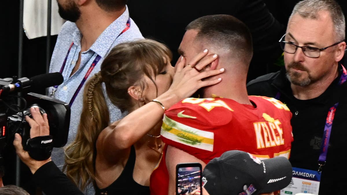 Taylor Swift Fans Call Out Double Standard For Travis Kelce, Justin Herbert