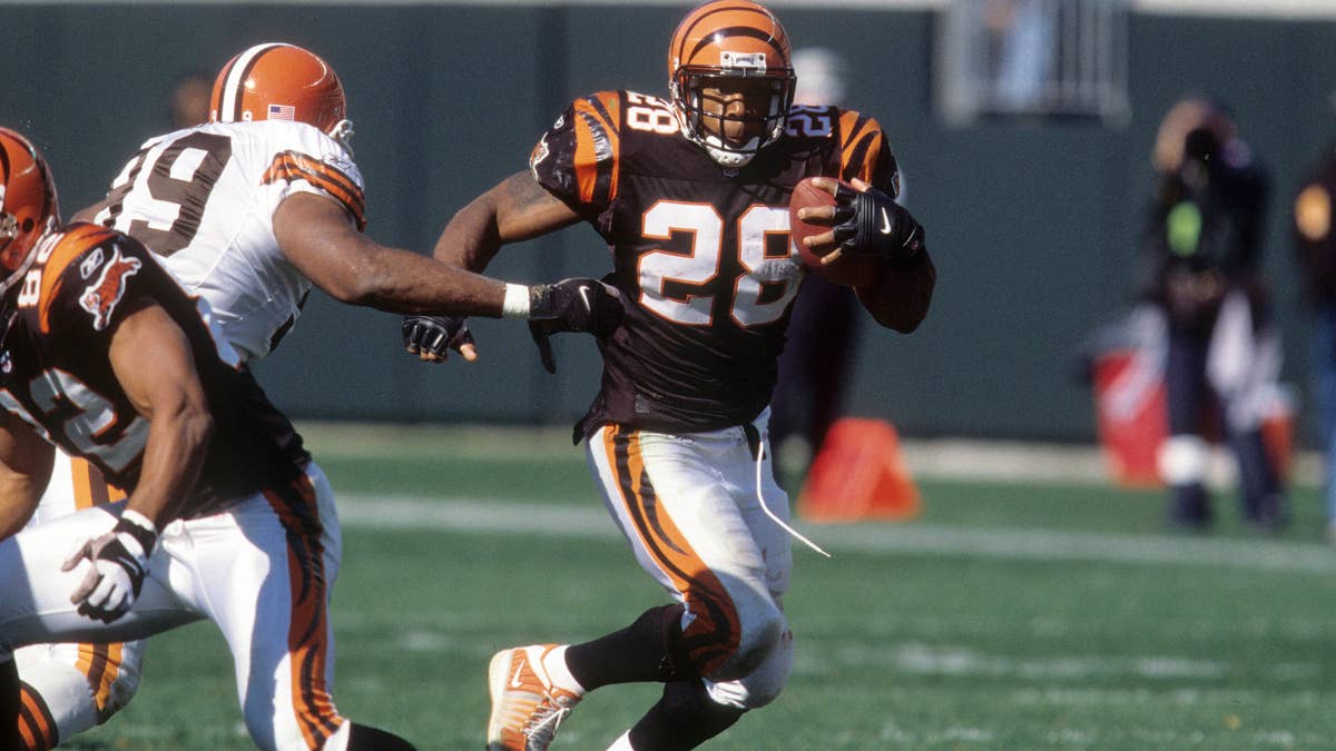 Remember When Corey Dillon Had 305 Yards in One Quarter?