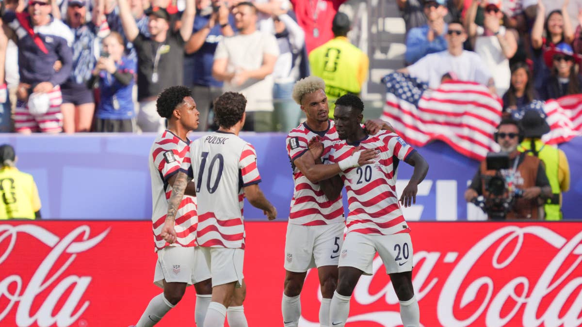 Who are the Commentators In USMNT vs. Belgium World Cup Match?