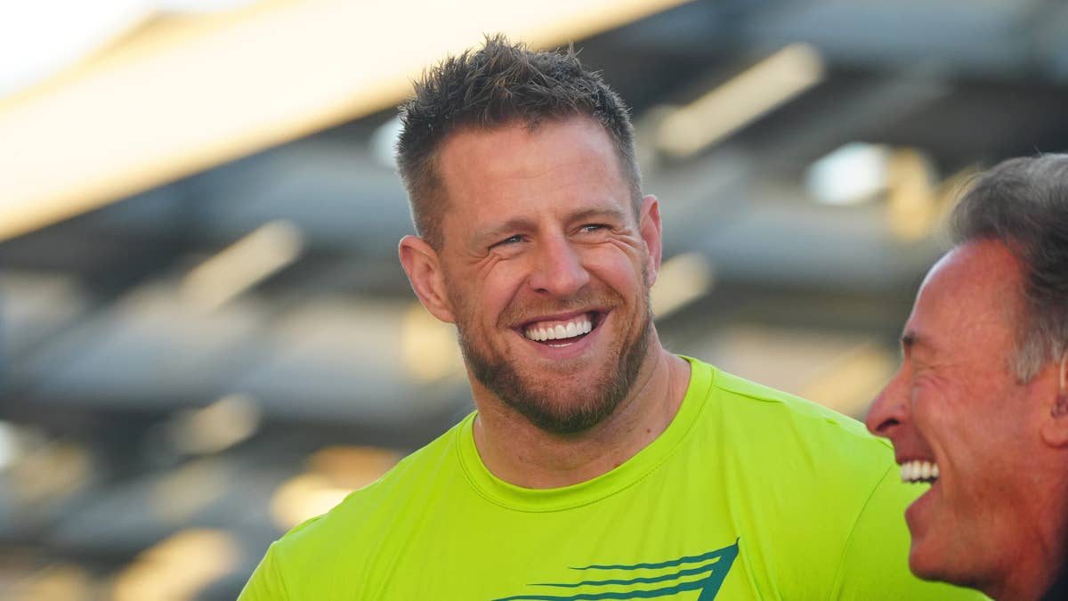 CBS Announces JJ Watt Update After Unexpected Tony Romo Decision