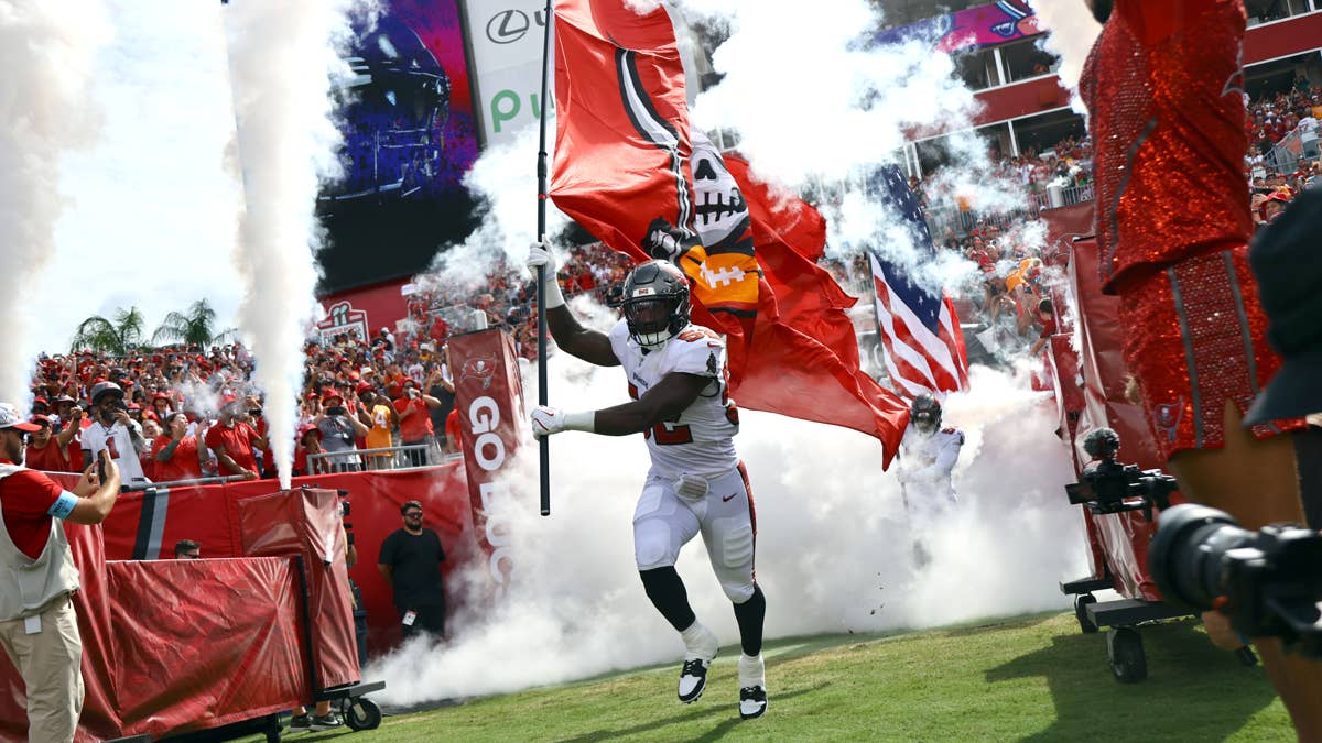 K.J. Britt Spent 4 Years Behind Lavonte David and Now He Has a Real Shot in New England