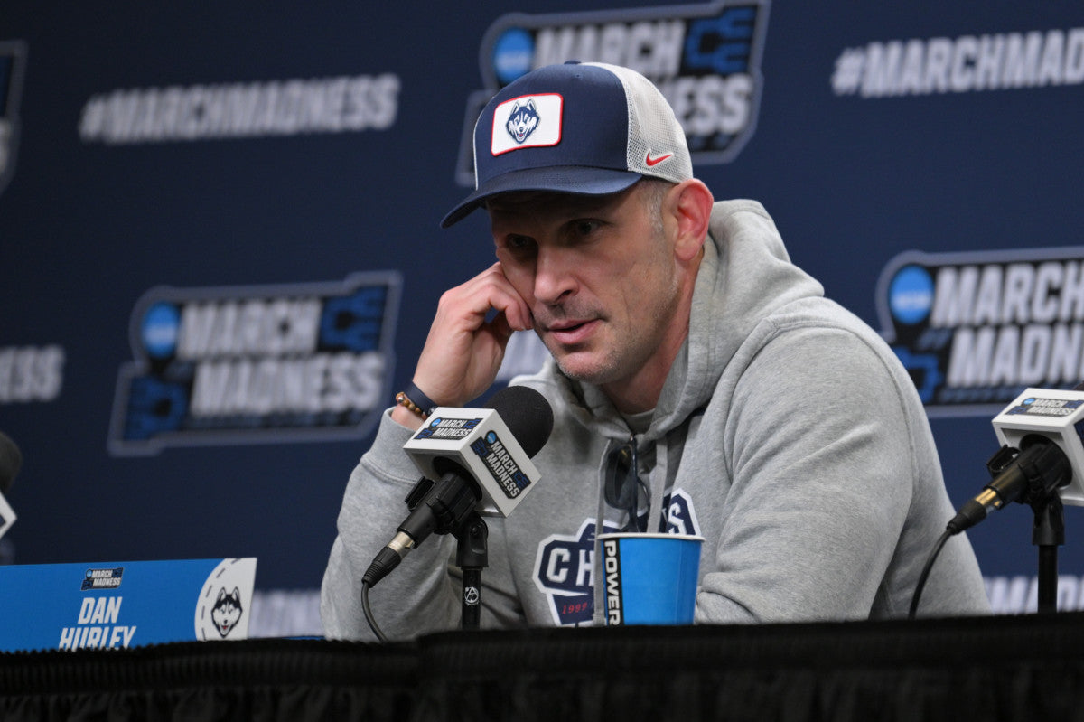 Dan Hurley Gets Emotional About UConn Coach Before Illinois Game