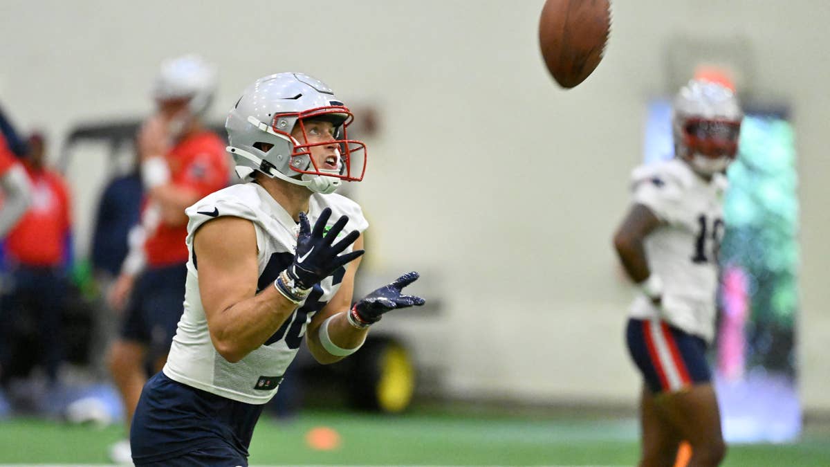 The Most Unlikely Hero: Efton Chism Saves Maye, Patriots' Season in Buffalo