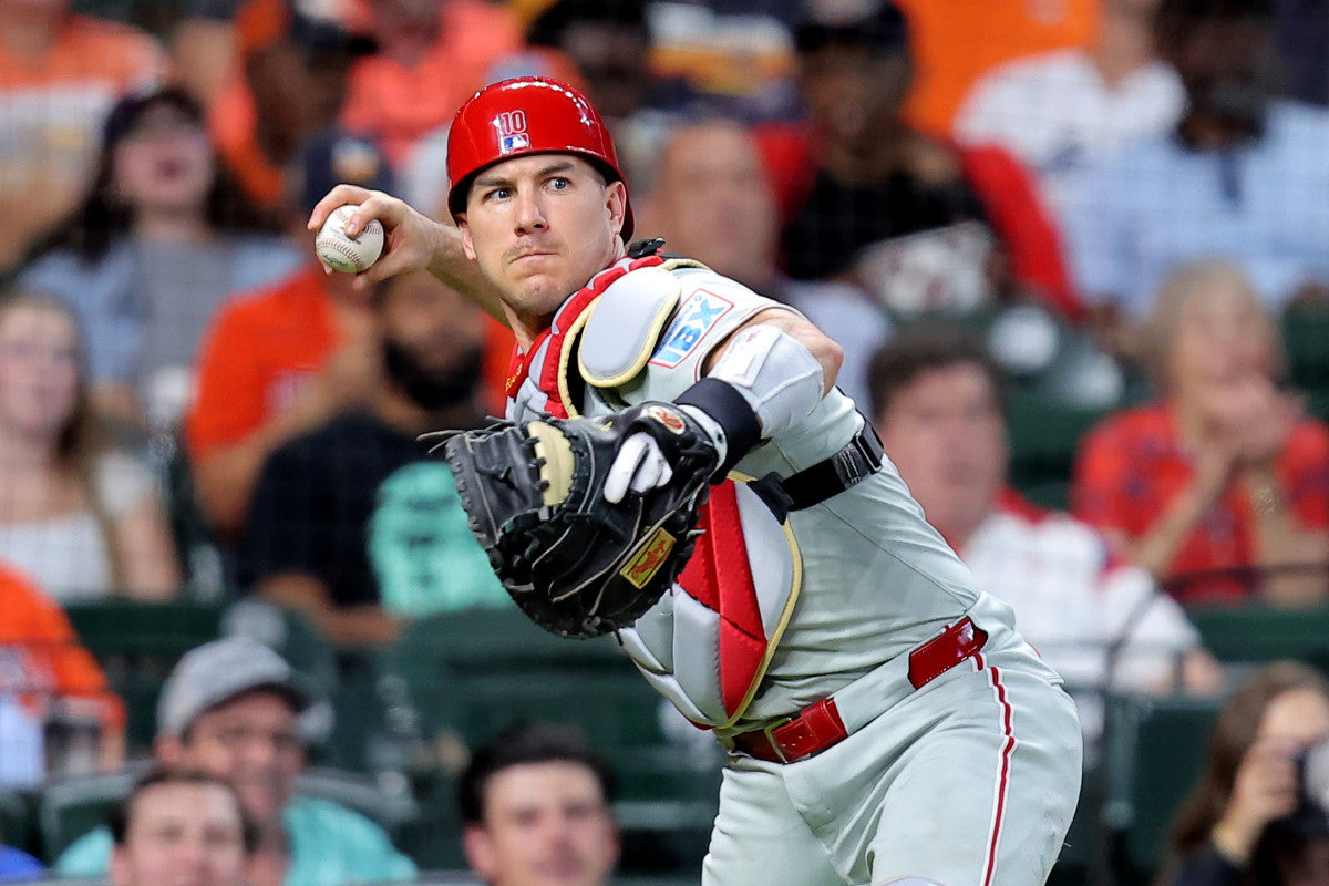 JT Realmuto Re-Signs with Phillies: Fantasy Breakdown