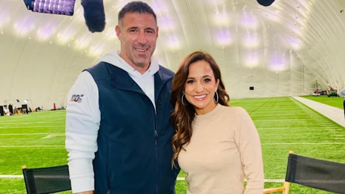 Mike Vrabel Reportedly Had Much More To Say About Dianna Russini Privately