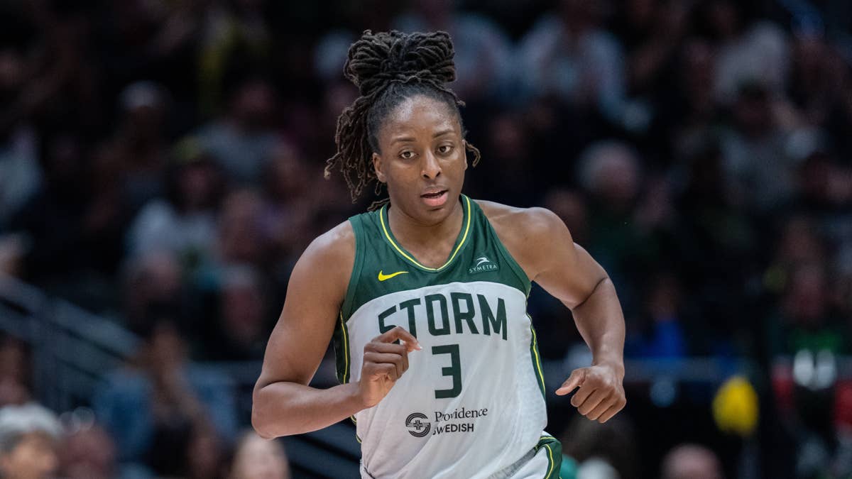 10x WNBA All-Star Expected to Re-Sign With Los Angeles Sparks