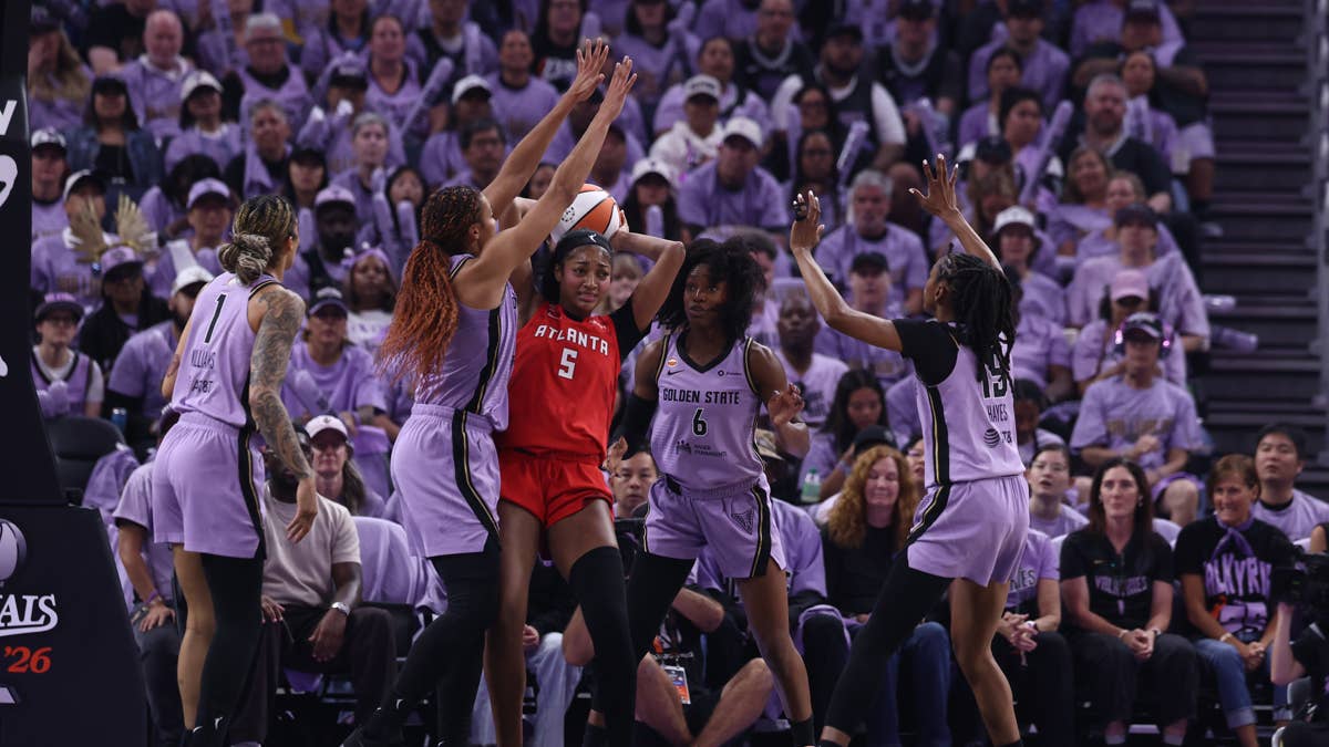 Dream, Valkyries Players Leave Court Before National Anthem For WNBA Finals