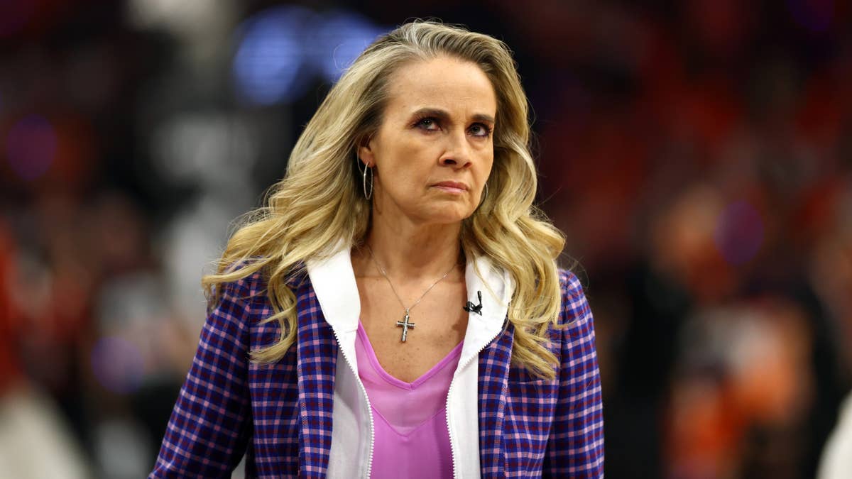 Becky Hammon Looks Foolish After Knicks Win The NBA Finals