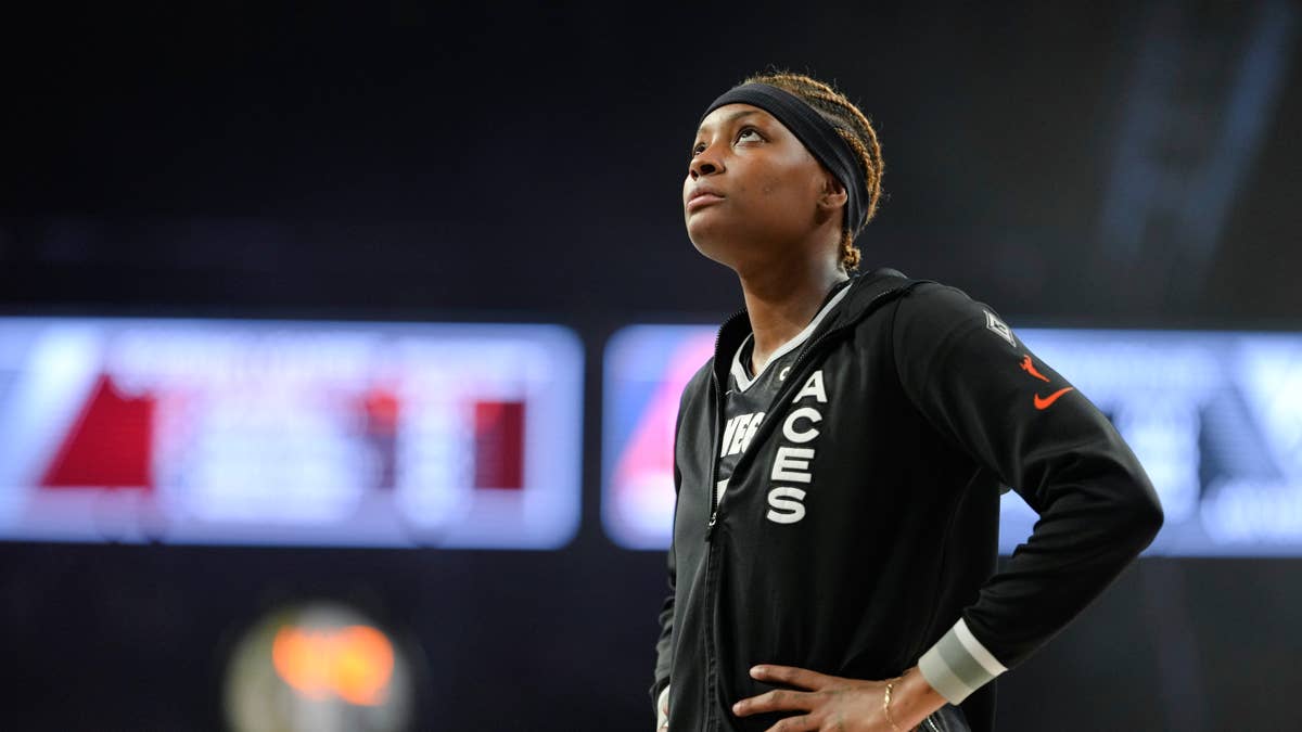 Aces Announce Unfortunate NaLyssa Smith News After Leaving Tempo Game