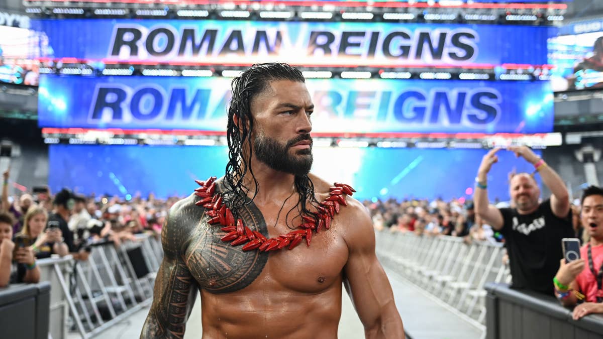 Roman Reigns vs. Patrick Mahomes: WWE Raw in Mexico City vs. the NFL Tonight