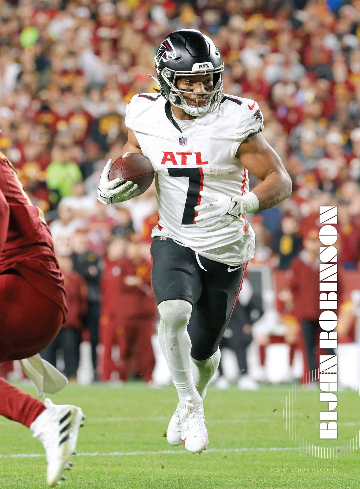 Athlon Sports - Fantasy Football 2025: 350+ Player Reports, 280 Player Big Board, League Domination, Top Picks, Cheat Sheets, Positional Rankings, Guillotine League Primer, Rookie Rankings & More! 8