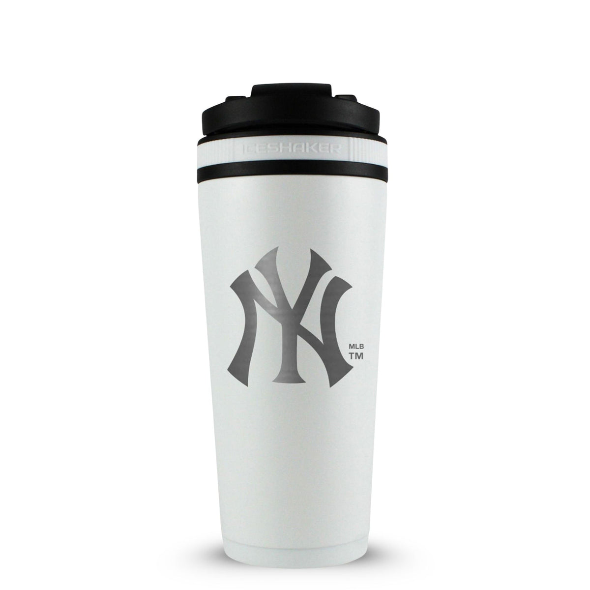 Officially Licensed New York Yankees 26oz Ice Shaker - White