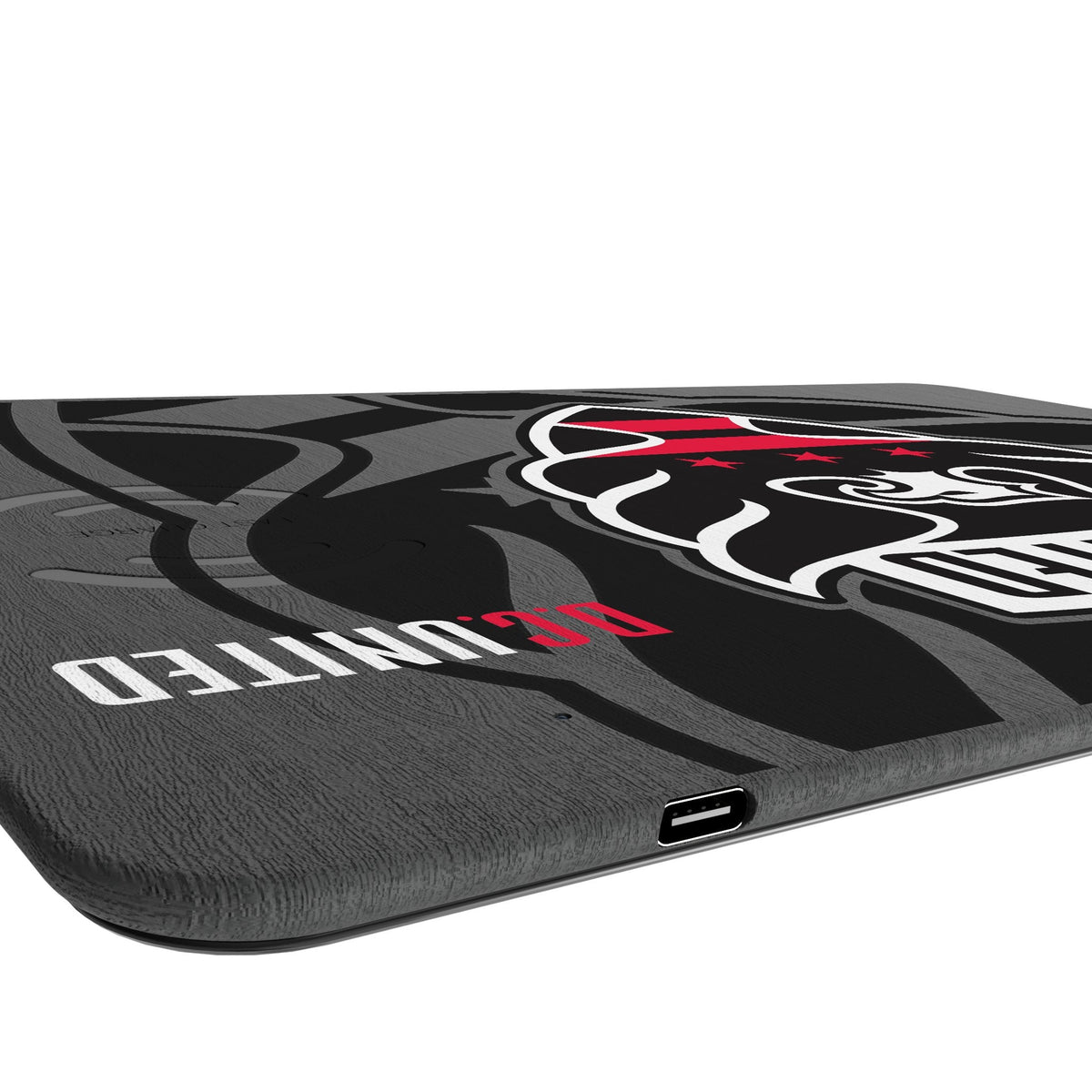DC United Monocolor Tilt 15-Watt Wireless Charger and Mouse Pad 3