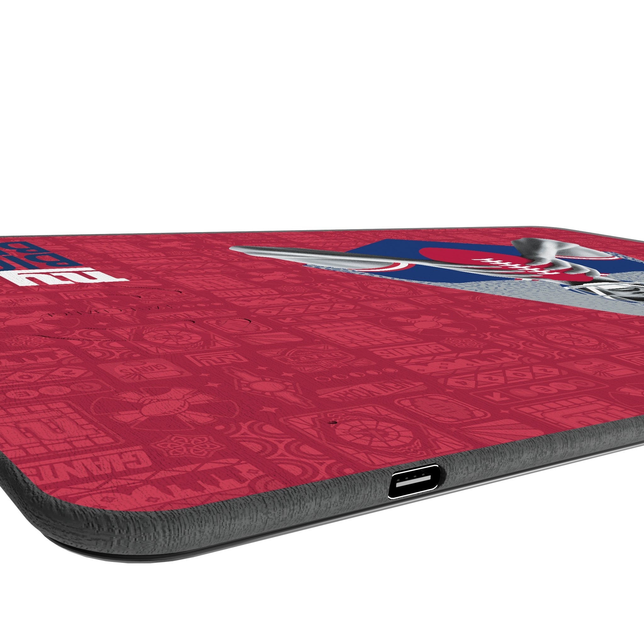 New York Giants 2024 Edition 15-Watt Wireless Charger and Mouse Pad 3