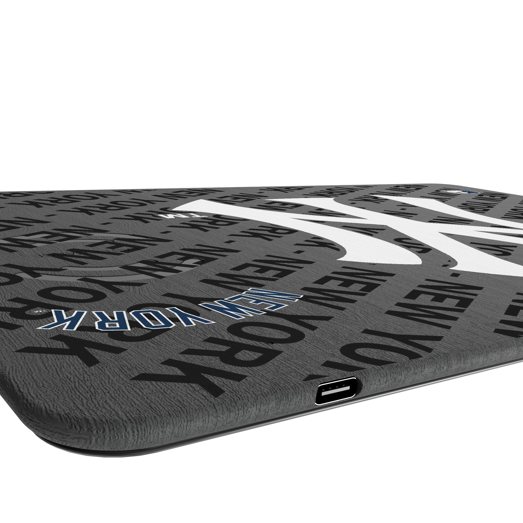 New York Yankees Monocolor Tilt 15-Watt Wireless Charger and Mouse Pad 3