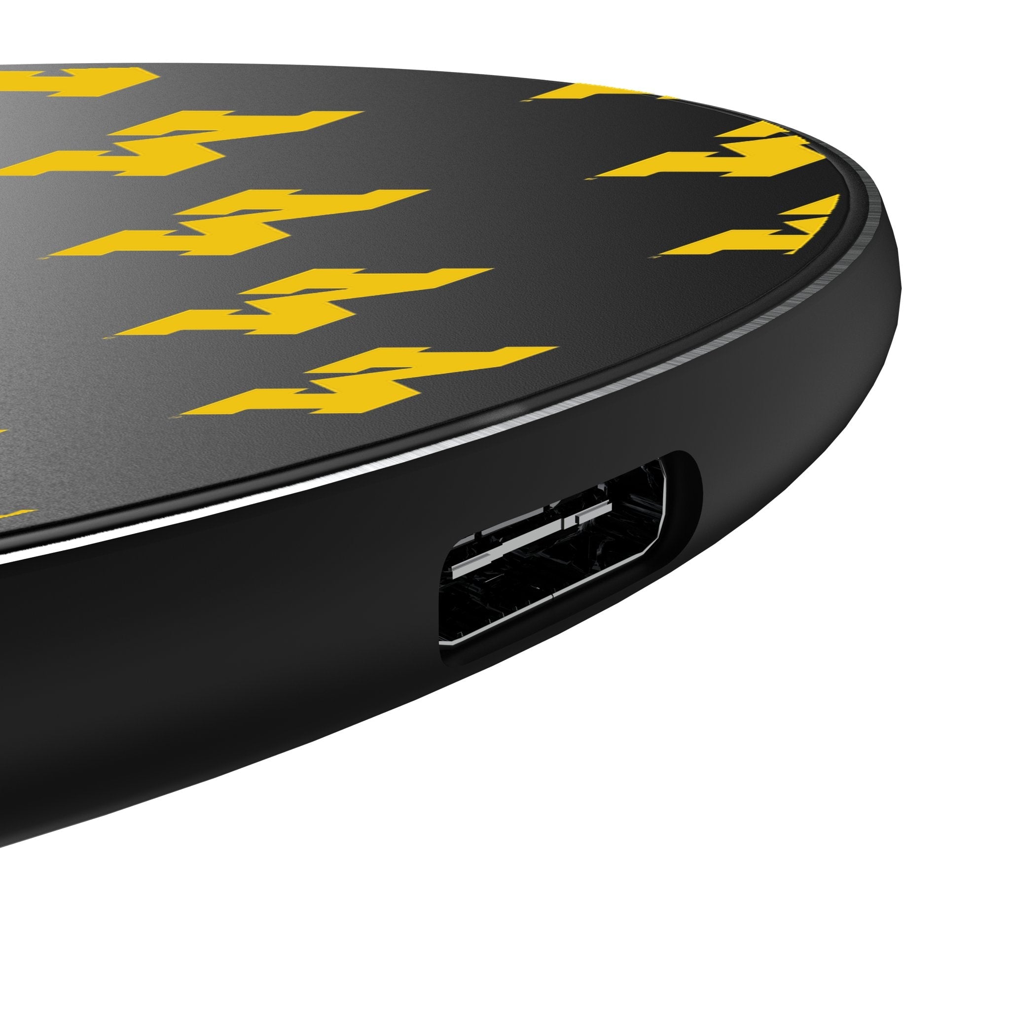 University of Michigan Wolverines Fashion Pattern 15-Watt Wireless Charger 3