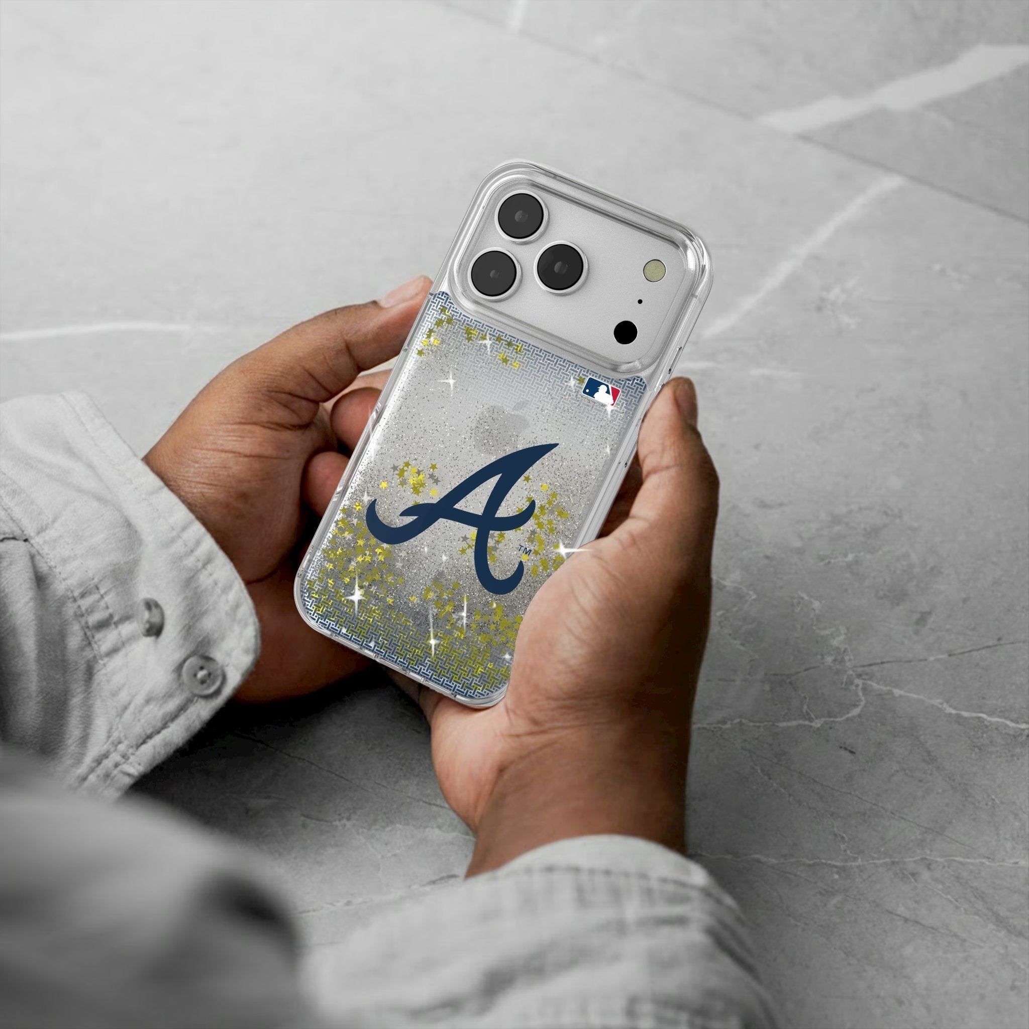 Atlanta Braves Linen Glitter Phone Case for Apple iPhone 17 Series 5