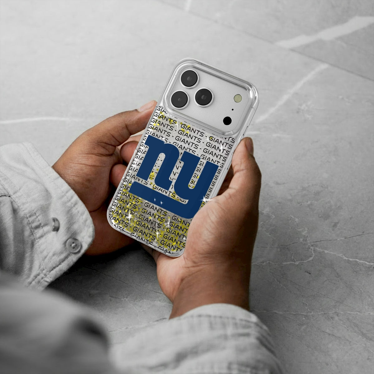 New York Giants Text Backdrop Glitter Phone Case for Apple iPhone 17 Series 5