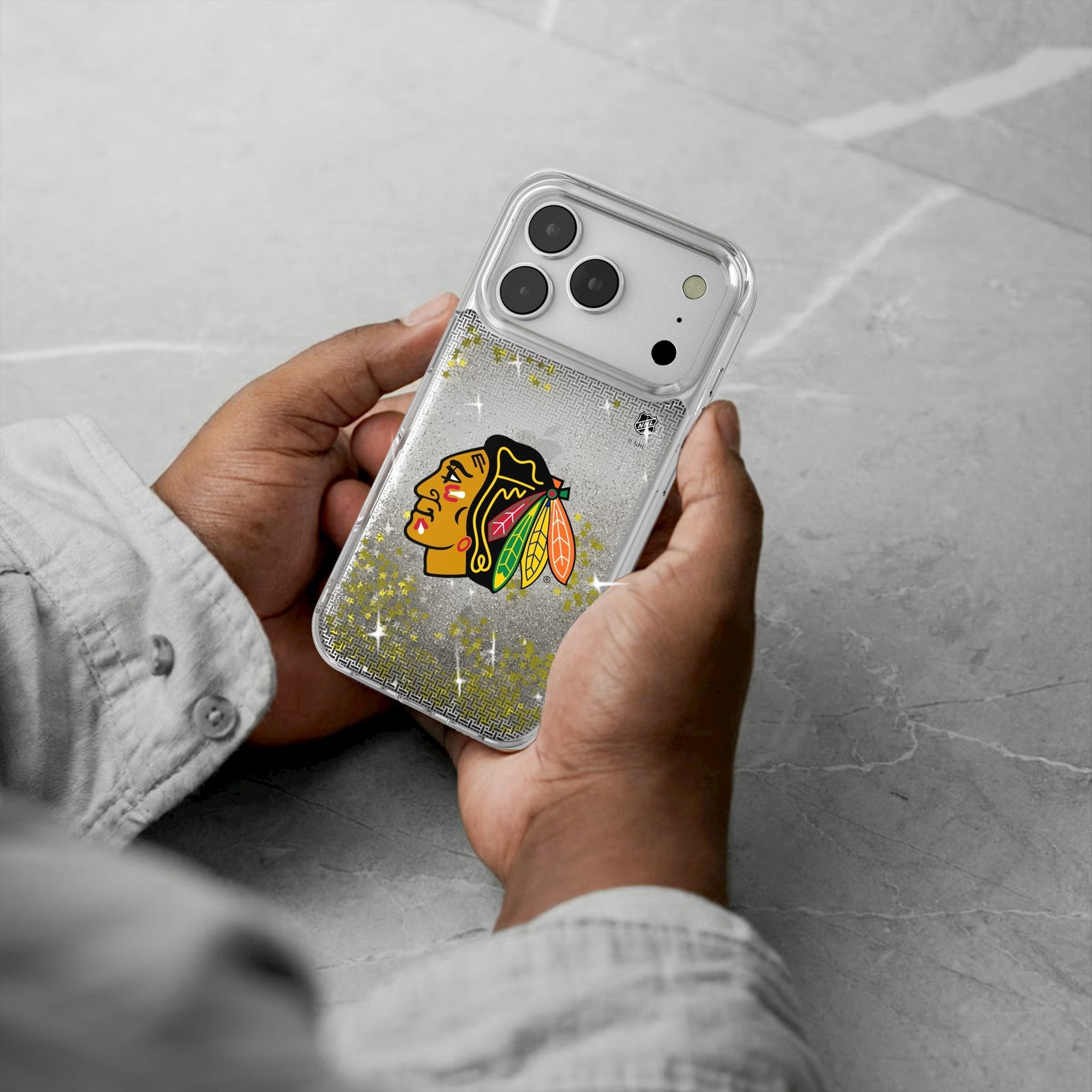 Chicago Blackhawks Linen Glitter Phone Case for Apple iPhone 17 Series 5