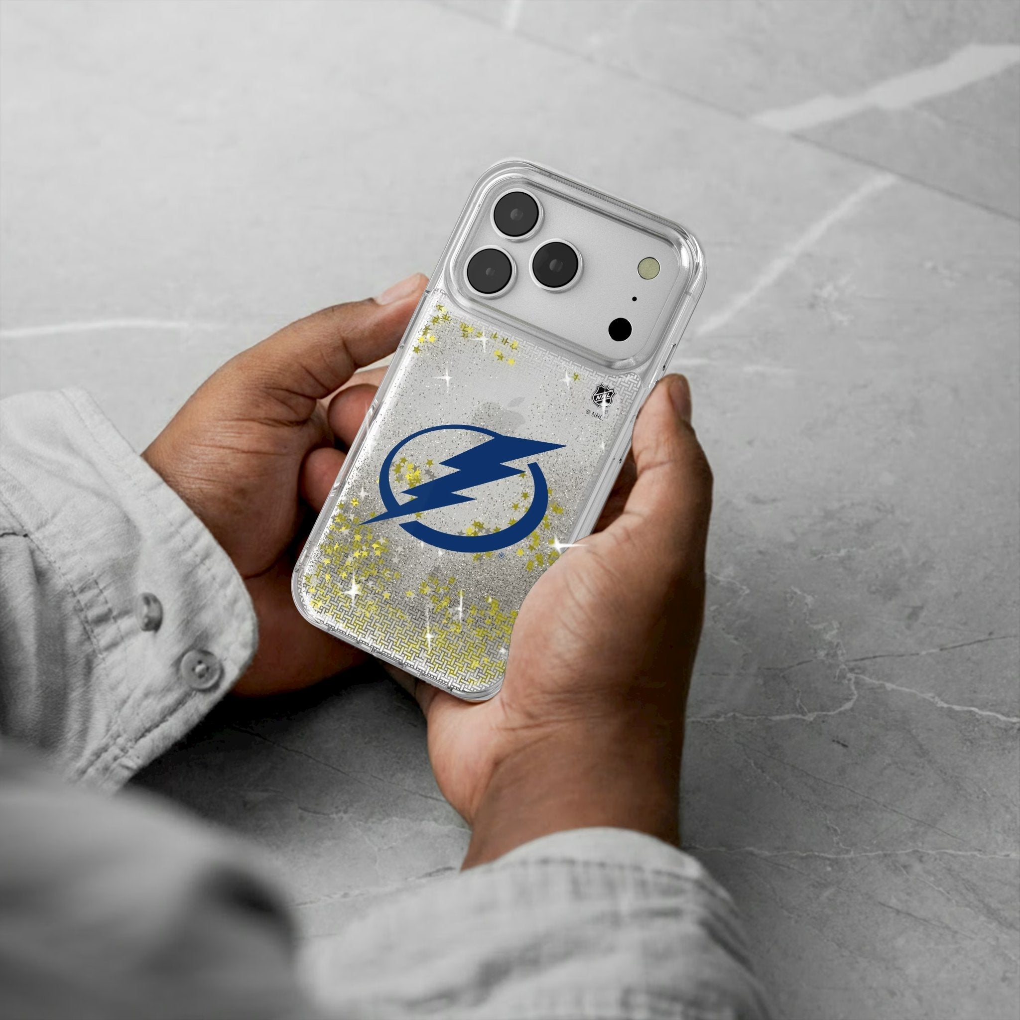 Tampa Bay Lightning Linen Glitter Phone Case for Apple iPhone 17 Series 5