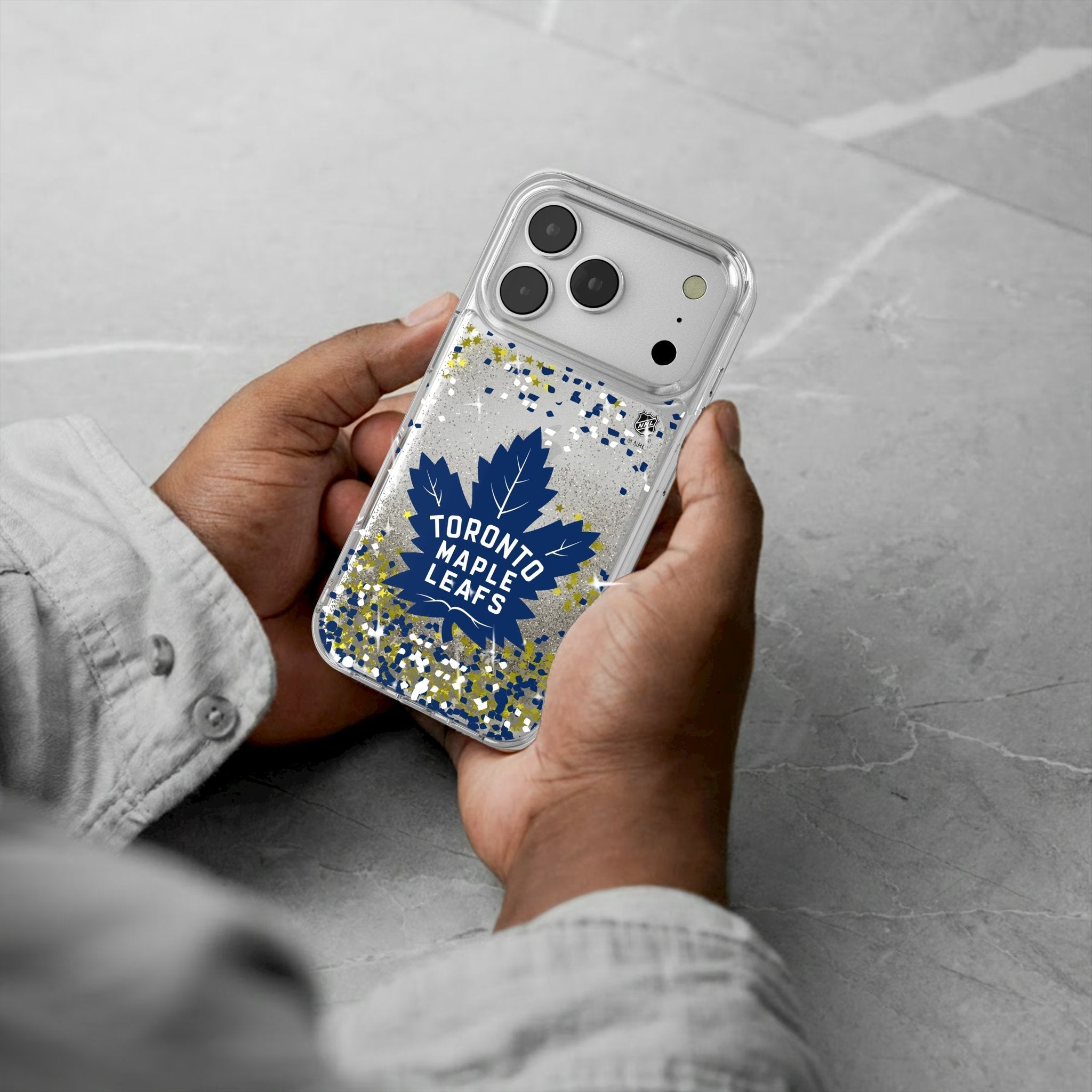 Toronto Maple Leafs Confetti Glitter Phone Case for Apple iPhone 17 Series 5