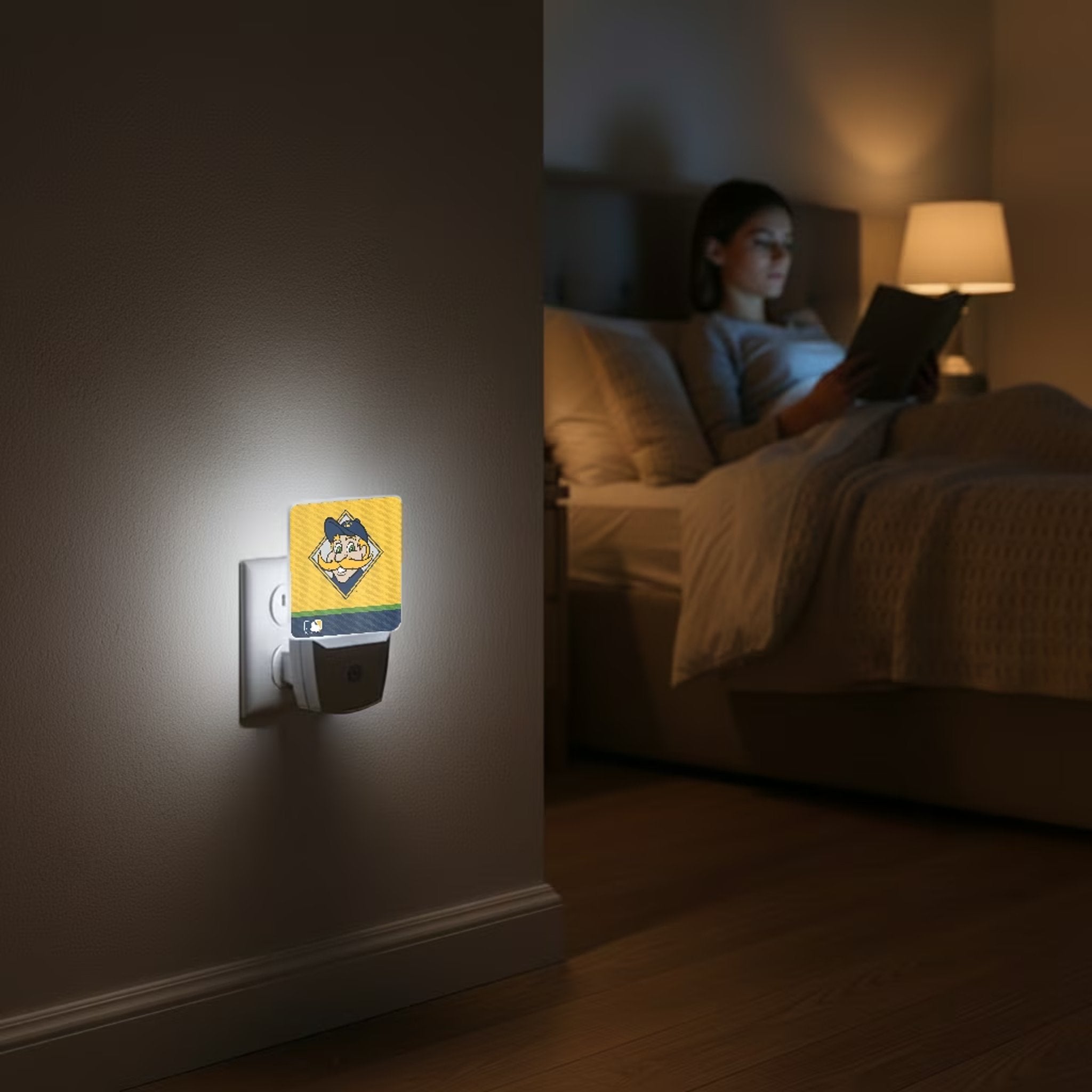 Milwaukee Brewers Stripe Night Light 2-Pack 4