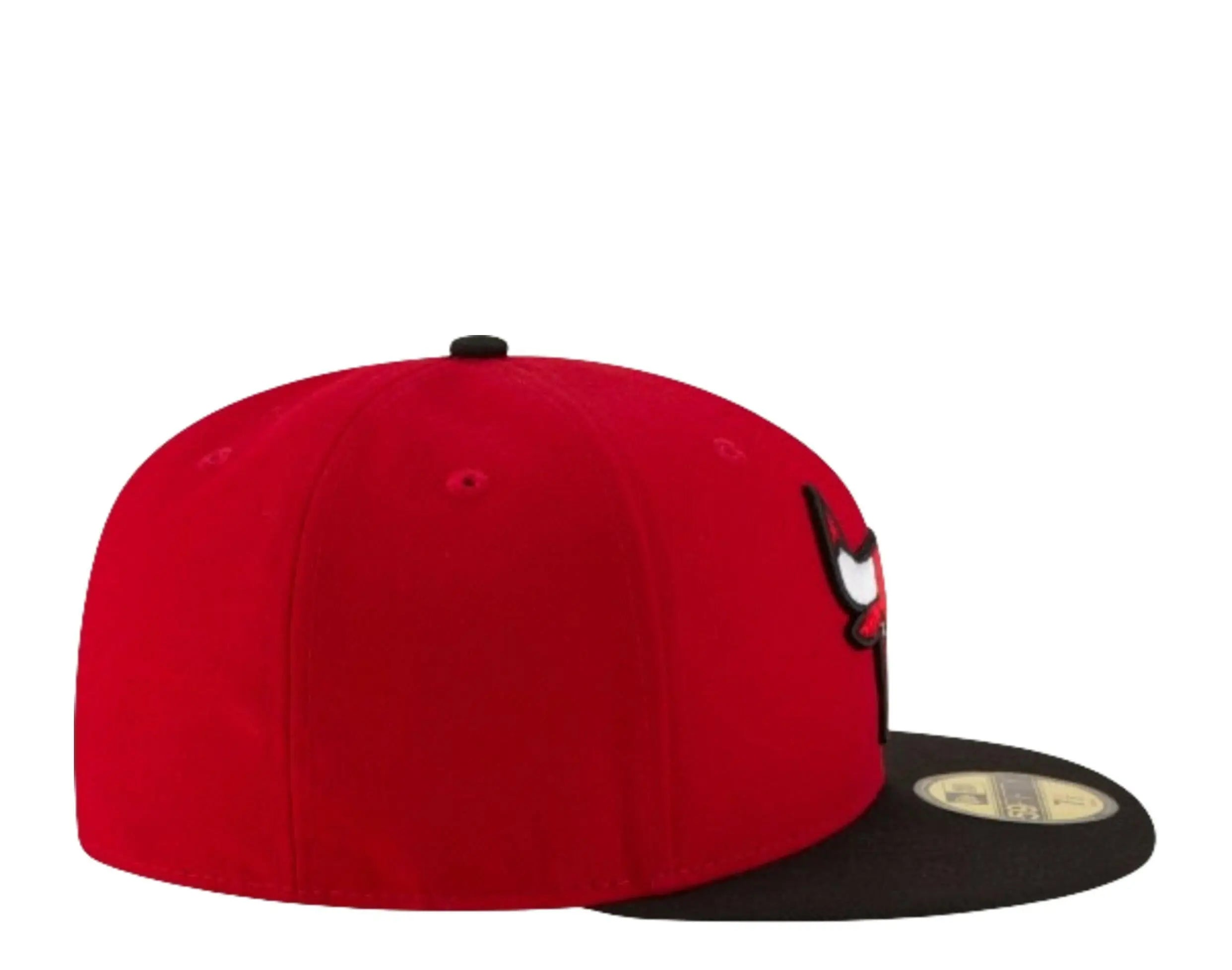 New Era 59Fifty Men Chicago Bulls 2-Tone Fitted Hat Red/Black 5
