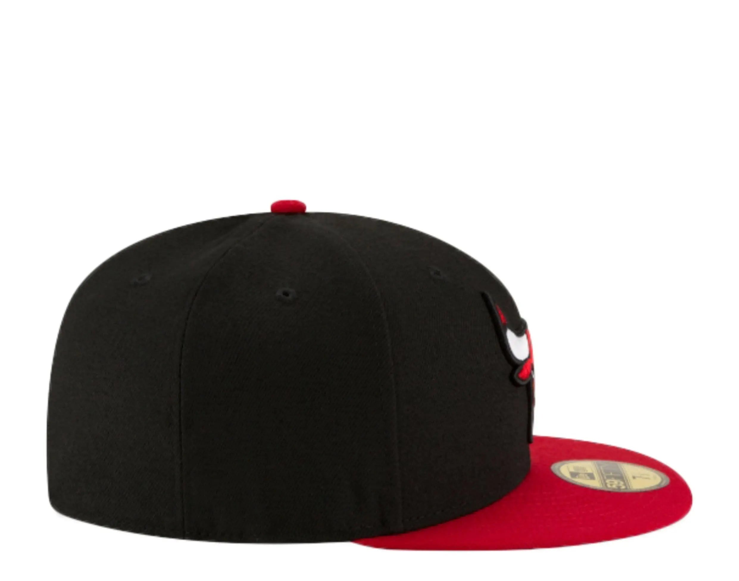 New Era Chicago Bulls Alternate 2-Tone Men Fitted Hat Black/Red 5