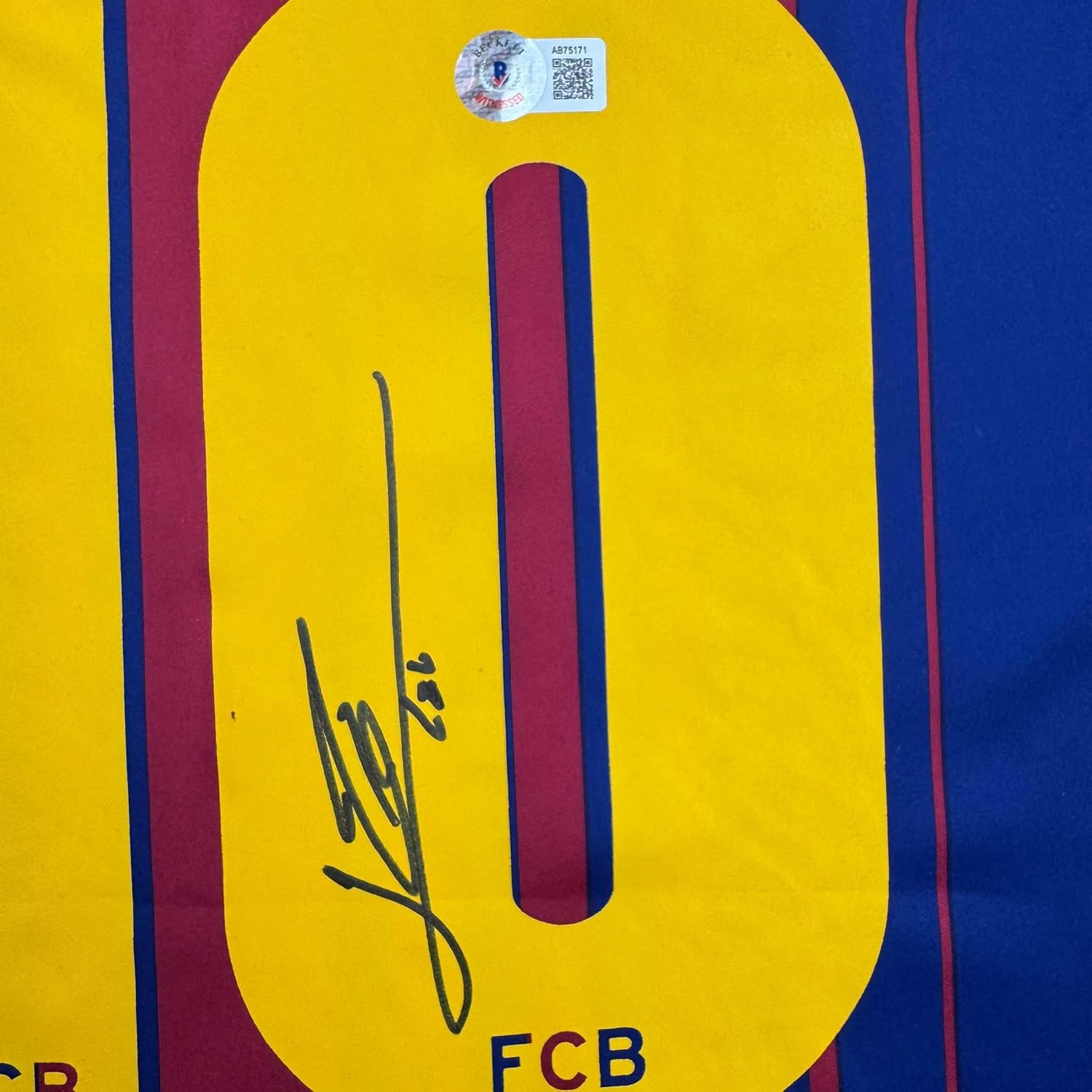 Framed Autographed/Signed Lionel Leo Messi 35x39 FC Barcelona Soccer Jersey Beckett BAS COA 2