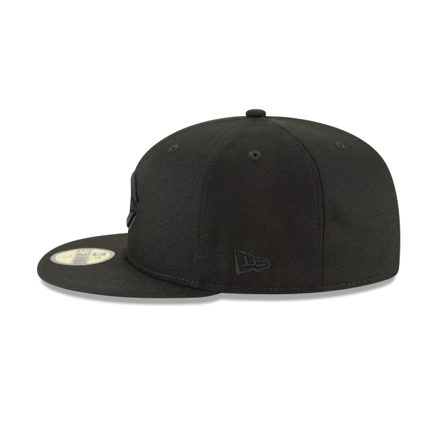 Cincinnati Reds - 59Fifty Basic Black on Black Hat, New Era 5