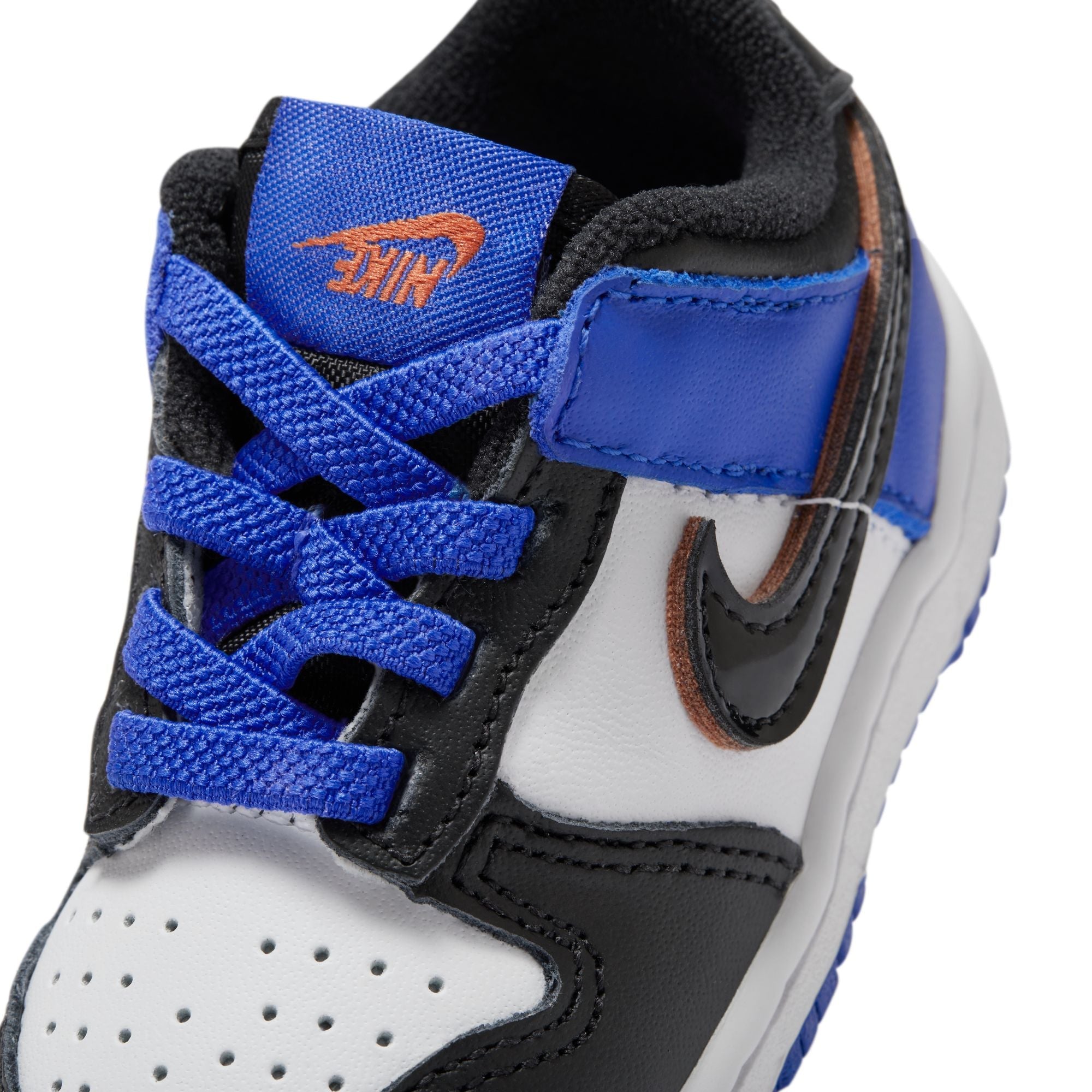 Nike (TD) Dunk Low SE - Upside Down Swoosh Knicks 7