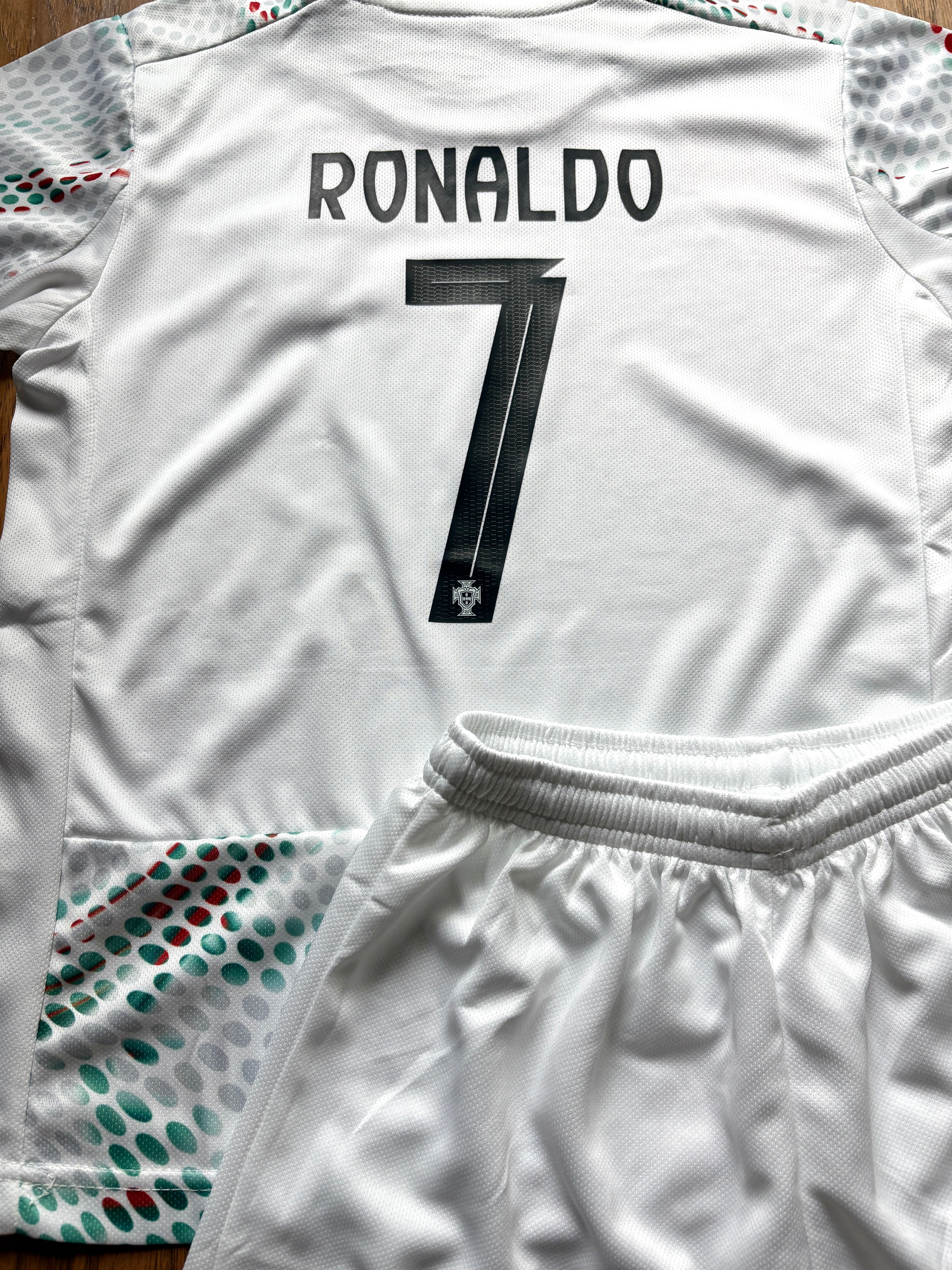 Ronaldo Portugal 2025 Away White Kids Soccer Jersey Kit 2 Piece Set 3