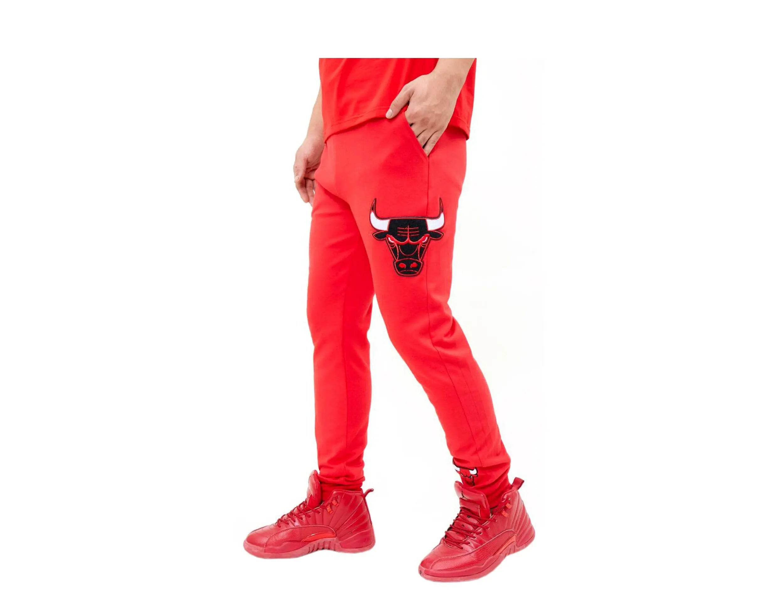 Pro Standard Chicago Bulls Classic Chenille Men Joggers Red 3
