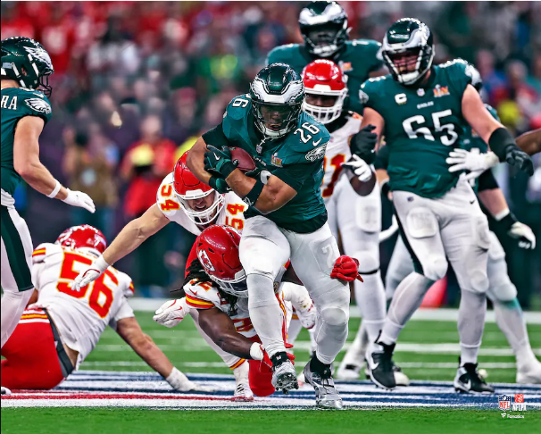 Saquon Barkley Super Bowl LIX Action Philadelphia Eagles 8" x 10" Football Photo 1