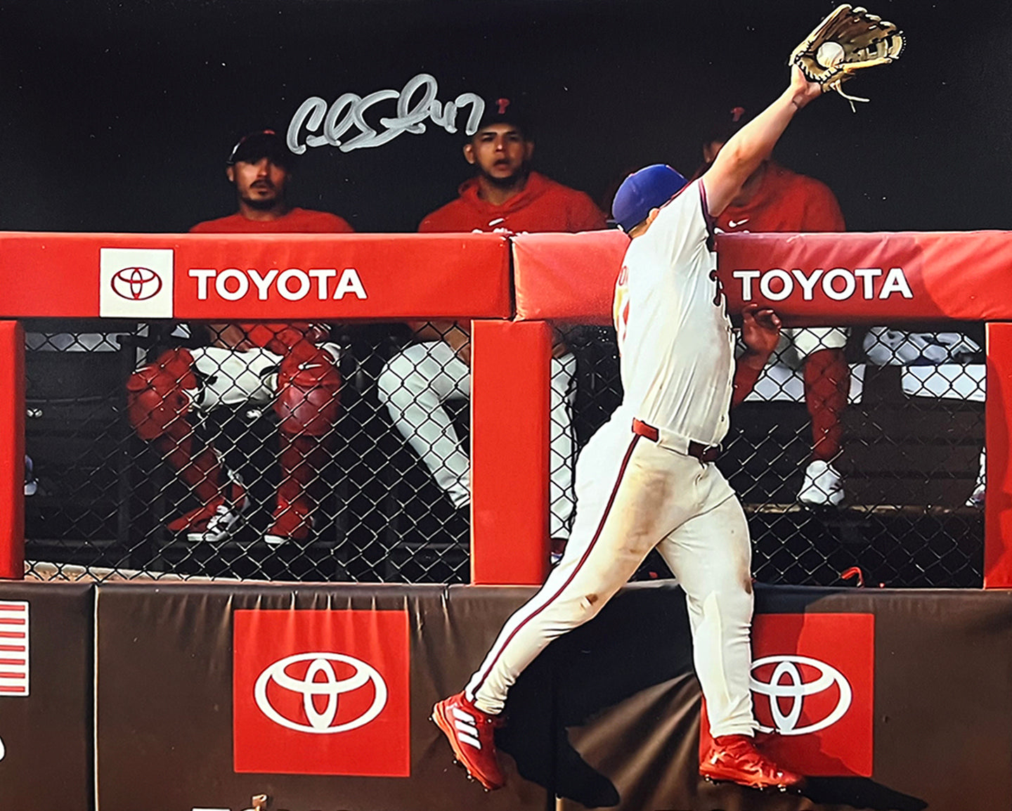 Cal Stevenson Robs the Mets Philadelphia Phillies Autographed 11" x 14" Baseball Photo 2