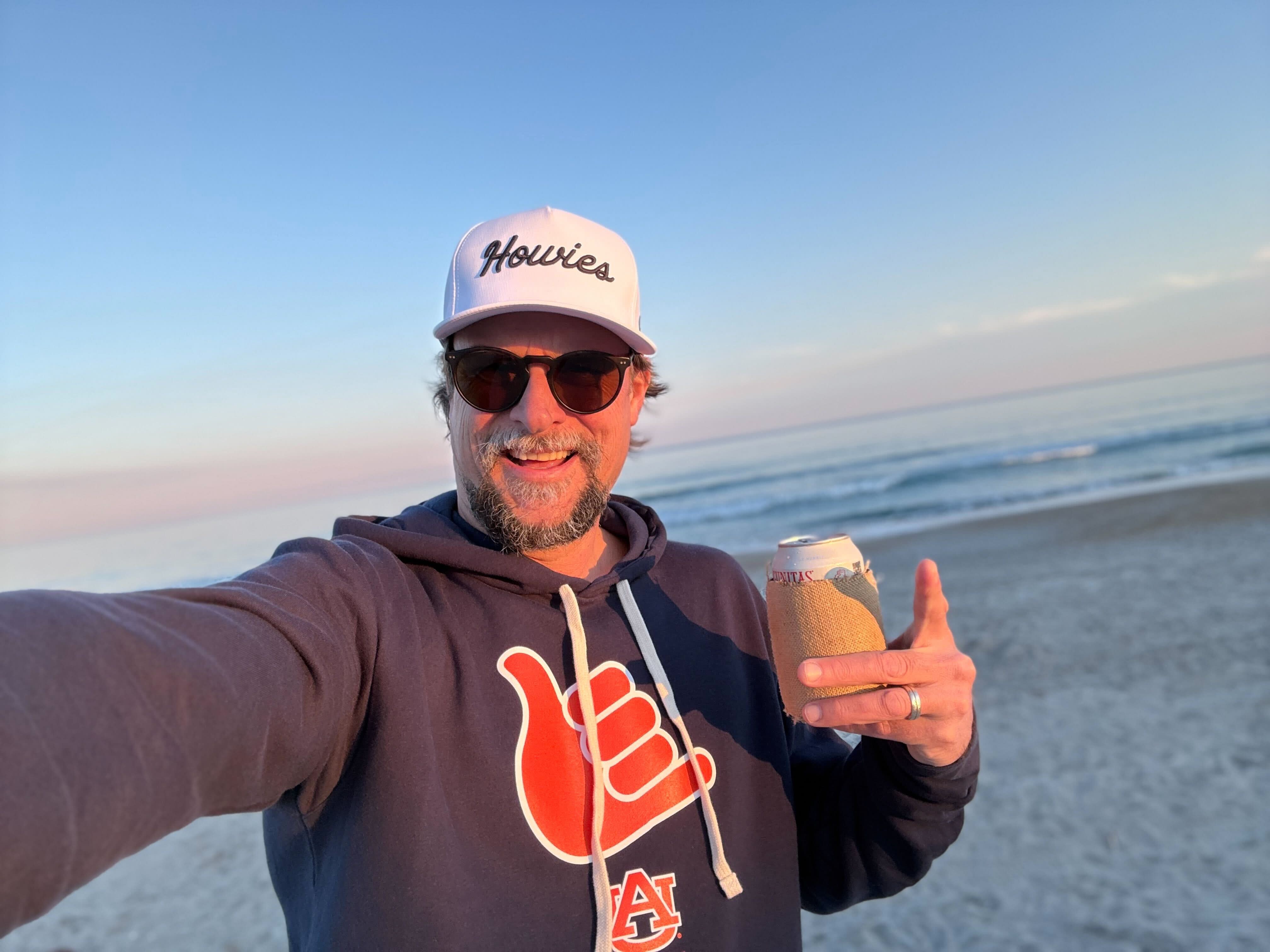 Auburn Basketball: Hand Sign 16