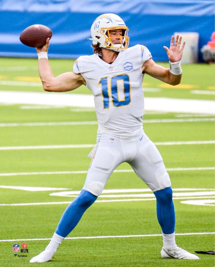 Justin Herbert in Action Los Angeles Chargers 8" x 10" Football Photo 1