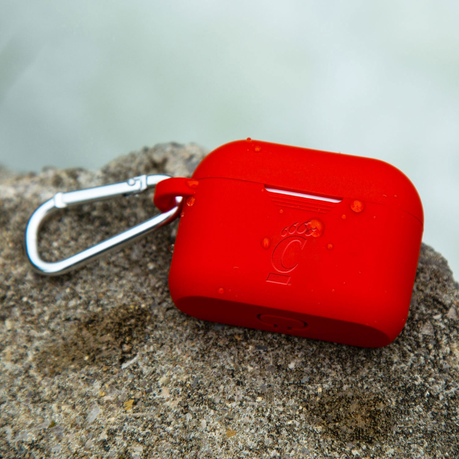 Cincinnati Bearcats Engraved AirPods Pro 1 & 2 Case Cover 2