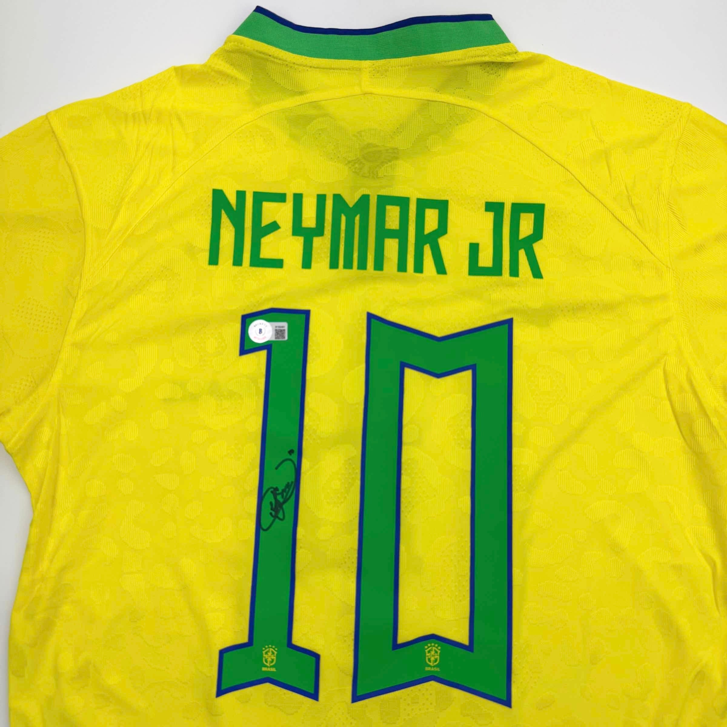 Autographed/Signed Neymar Jr. Brazil Soccer Futbol Jersey Beckett BAS COA 2