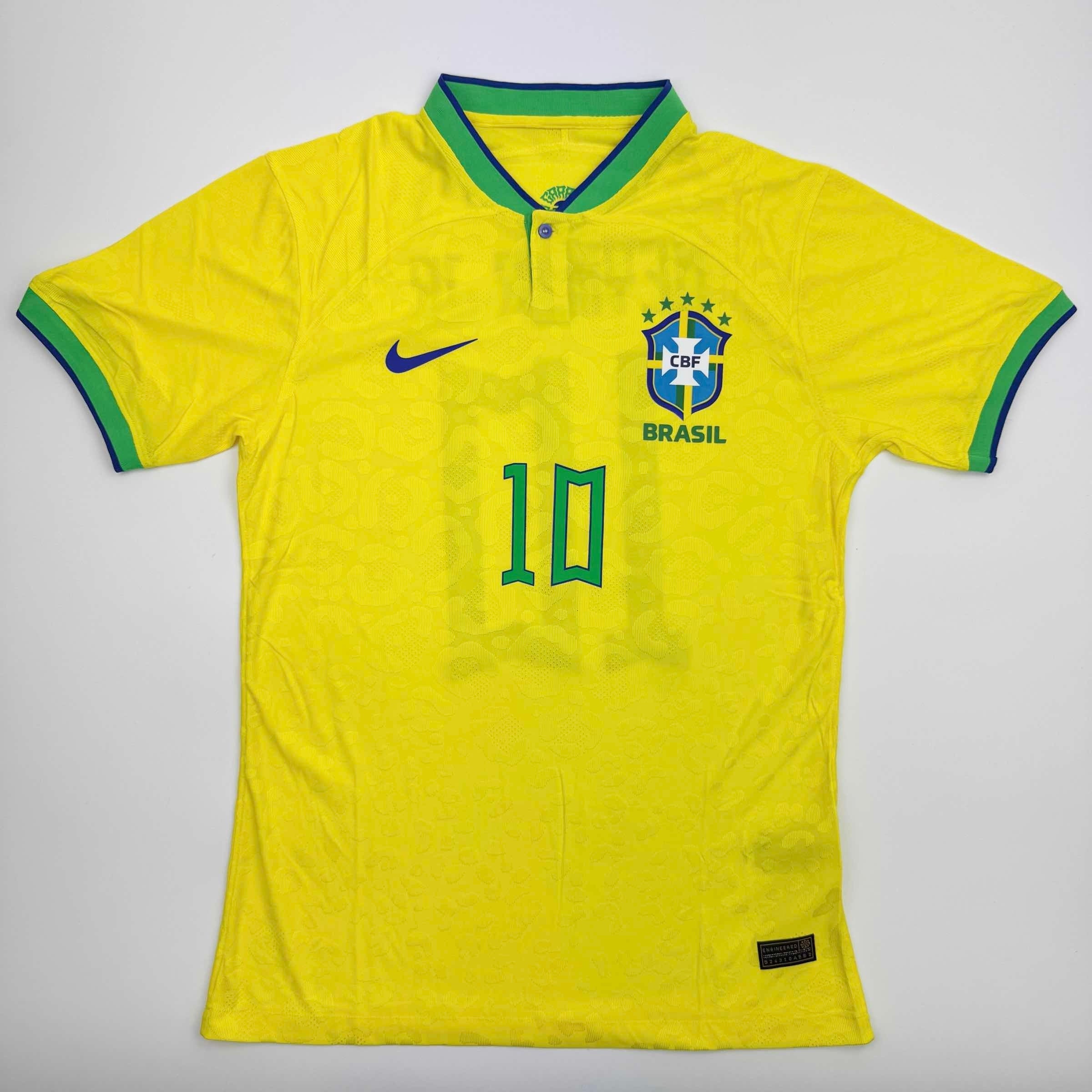 Autographed/Signed Neymar Jr. Brazil Soccer Futbol Jersey Beckett BAS COA 4