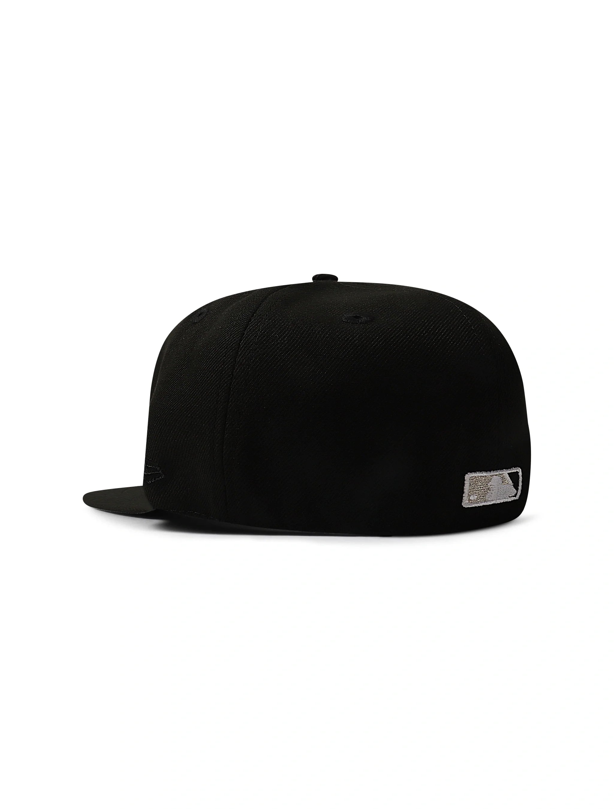 New Era 5950 Dodgers Side LA Metallic Script Hat - Black/Silver 4