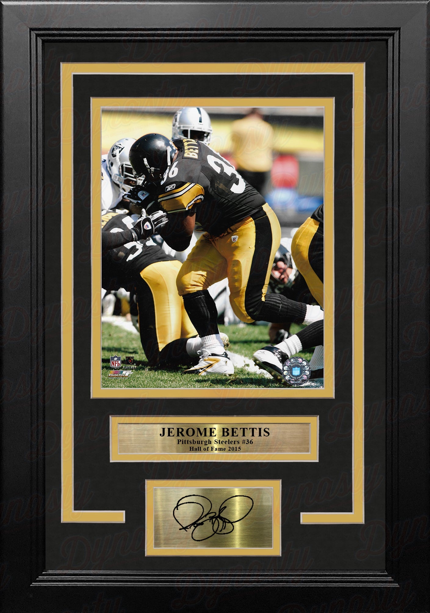 Jerome Bettis in Action Pittsburgh Steelers 8" x 10" Framed Football Photo with Engraved Autograph 1